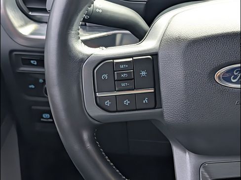 Certified 2022 Ford F150 Lariat AWD/4WD image 17