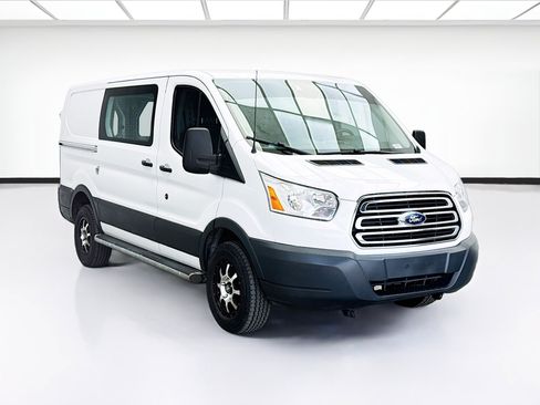 Used 2018 Ford Transit 250 130 Low Roof w/ Exterior Upgrade Package RWD image 3