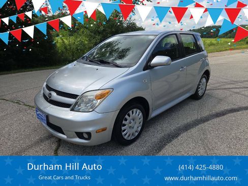 Used 2006 Scion xA FWD image 1