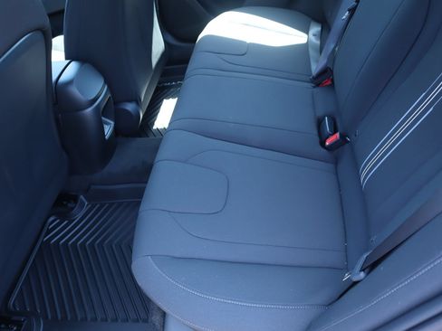 New 2026 Hyundai Elantra Sport FWD image 17