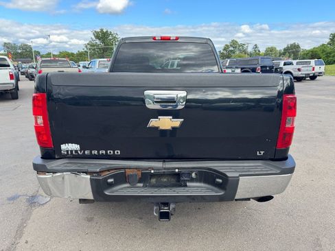 Used 2010 Chevrolet Silverado 2500 LT AWD/4WD image 4
