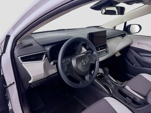New 2026 Toyota Corolla LE image 9