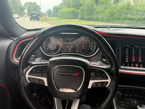 Used 2015 Dodge Challenger R/T Plus RWD image 15