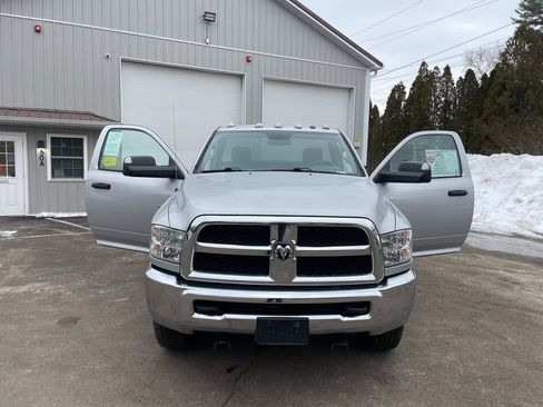 Used 2018 RAM 2500 Tradesman w/ Chrome Appearance Group image 22