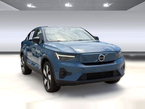 Used 2023 Volvo C40 P8 Recharge Ultimate AWD/4WD image 7