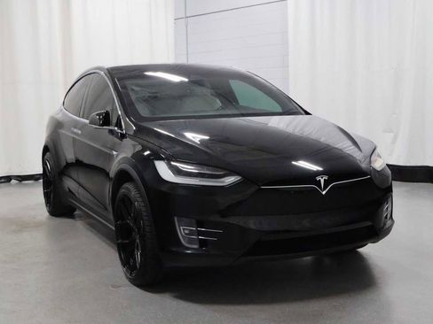 Used 2021 Tesla Model X Performance AWD/4WD image 13