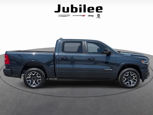 New 2026 RAM 1500 Laramie AWD/4WD image 39