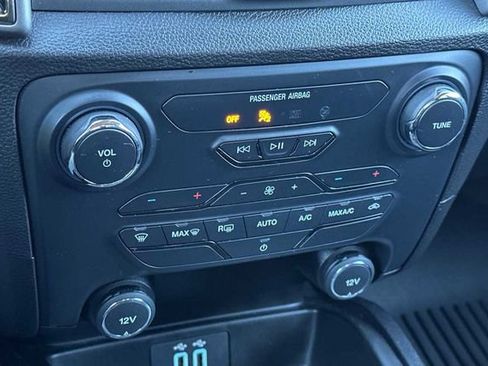 Used 2021 Ford Ranger XLT w/ Equipment Group 301A Mid image 17