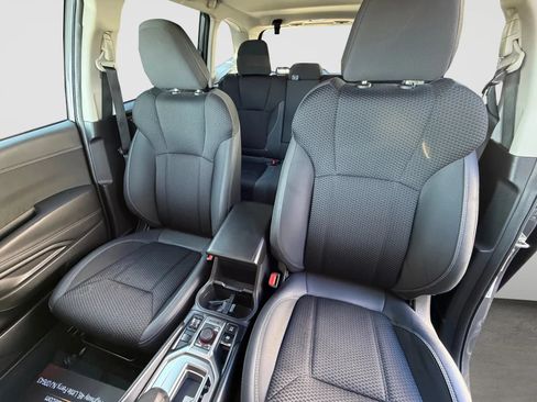 Used 2022 Subaru Forester Premium AWD/4WD image 13