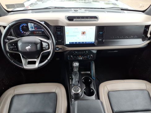 Used 2022 Ford Bronco Wildtrak AWD/4WD image 13