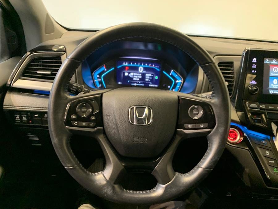 Used 2023 Honda Odyssey Touring image 22