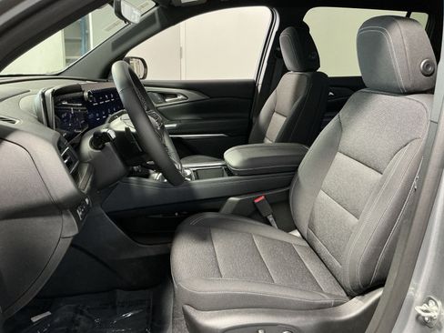 New 2026 Chevrolet Traverse LT w/ Midnight/Sport Edition FWD image 14