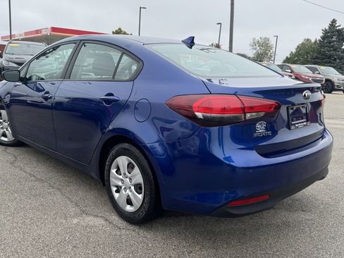 Used 2017 Kia Forte LX w/ LX Popular Package image 5