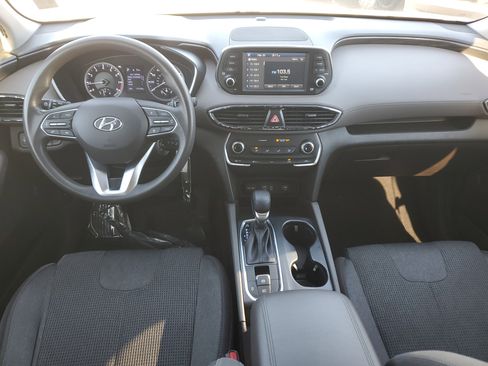 Used 2020 Hyundai Santa Fe SE image 15