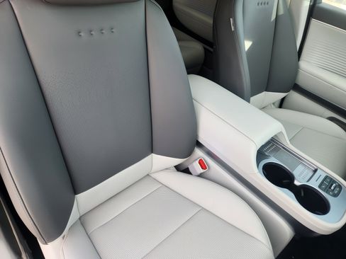 New 2026 Hyundai Ioniq 9 SEL AWD/4WD image 19