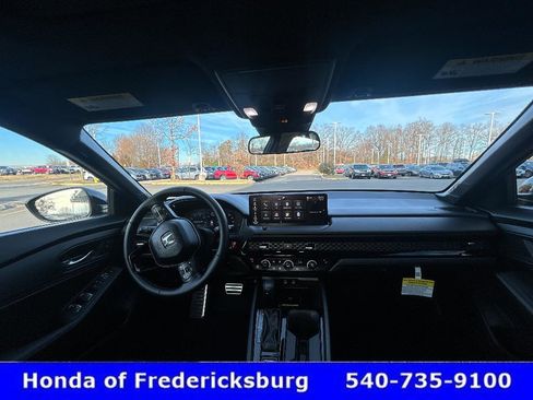 Certified 2025 Honda Accord Sport image 31