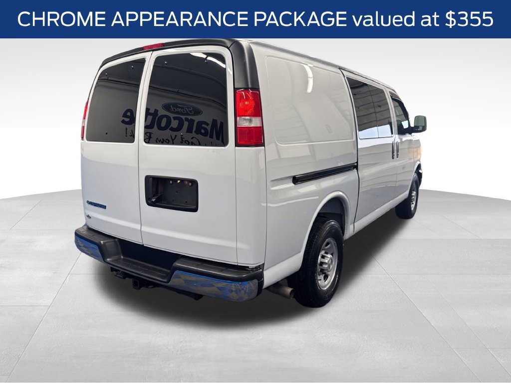 Used 2025 Chevrolet Express 2500 w/ Driver Convenience Package RWD image 8