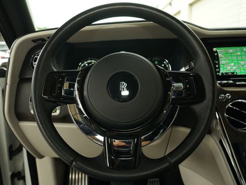 Used 2019 Rolls-Royce Cullinan AWD/4WD image 13