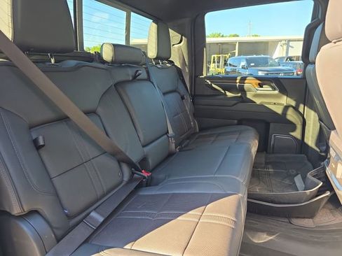 Used 2024 Chevrolet Silverado 2500 High Country w/ High Country Premium Package AWD/4WD image 40