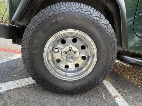 Used 1999 Jeep Wrangler SE image 23