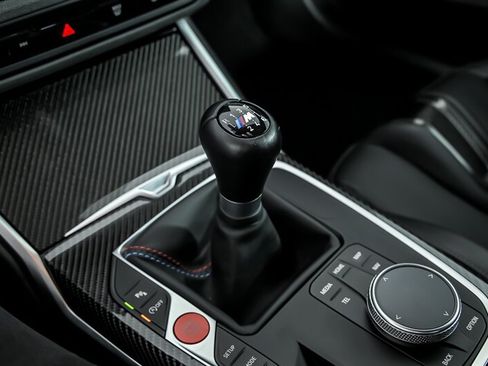 Used 2024 BMW M2 w/ Carbon Package RWD image 33