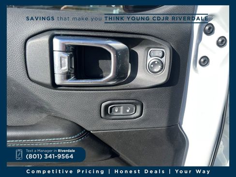 Used 2024 Jeep Wrangler Unlimited Rubicon 4xe image 11