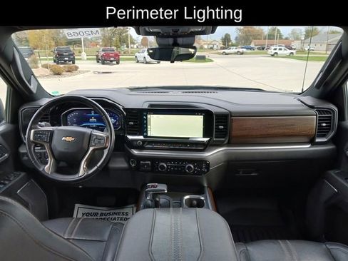 Used 2023 Chevrolet Silverado 1500 High Country w/ Technology Package image 30