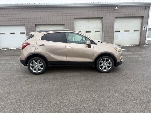 Used 2018 Buick Encore Preferred w/ Experience Buick Package image 5