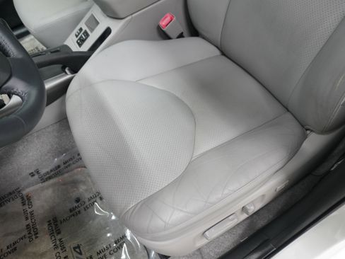 Used 2012 Toyota RAV4 Limited w/ Premium Plus Value Pkg FWD image 12