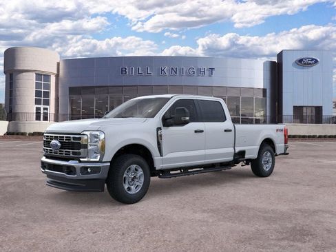 New 2026 Ford F250 XLT w/ FX4 Off-Road Package AWD/4WD image 2