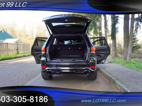 Used 2014 Jeep Grand Cherokee SRT image 29
