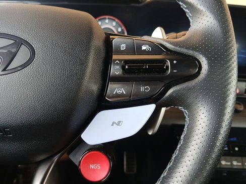 Used 2025 Hyundai Elantra N FWD image 17