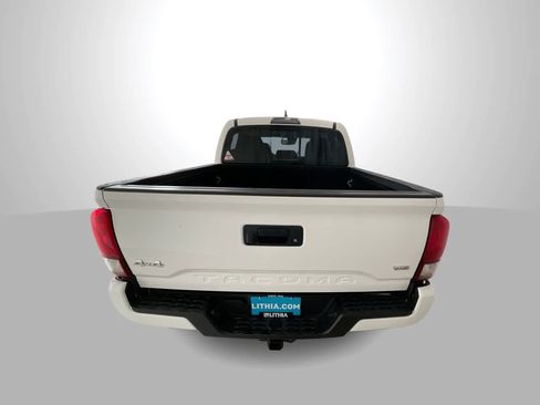 Used 2023 Toyota Tacoma SR5 w/ Technology Package AWD/4WD image 7