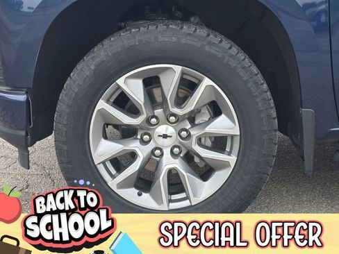 Used 2021 Chevrolet Silverado 1500 RST AWD/4WD image 13