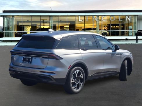 New 2025 Lincoln Nautilus Premier w/ Equipment Group 102A image 4