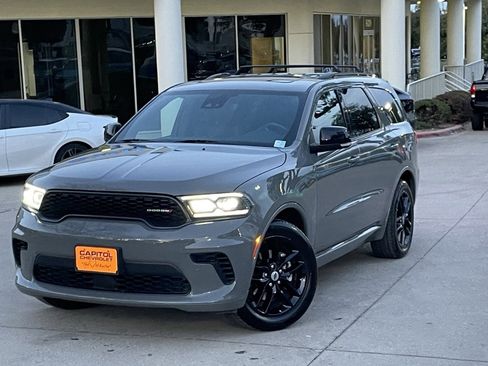 Used 2024 Dodge Durango GT image 9