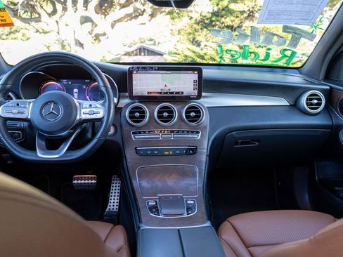 Used 2020 Mercedes-Benz GLC 300 image 37