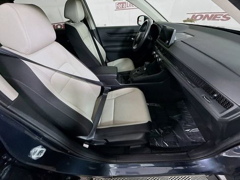 Used 2025 Honda CR-V EX image 29
