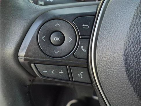 Used 2024 Toyota Corolla SE FWD image 12