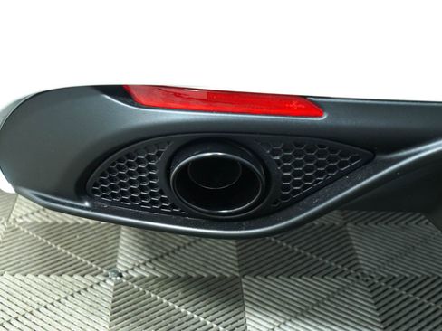 New 2024 Alfa Romeo Giulia Veloce image 21