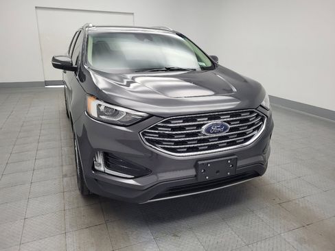 Used 2019 Ford Edge SEL FWD image 14
