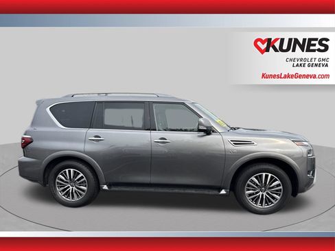 Used 2022 Nissan Armada SV w/ SV Appearance Package AWD/4WD image 3