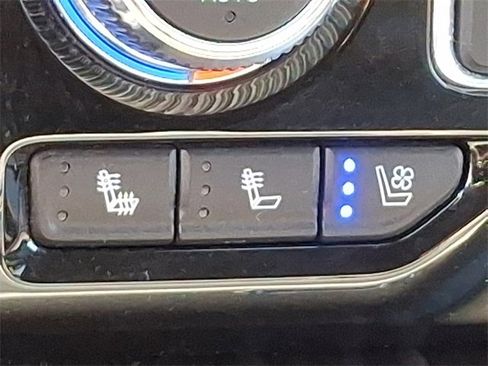 Used 2022 GMC Yukon Denali image 25