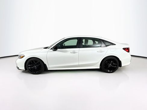 Used 2025 Honda Civic Sport image 7