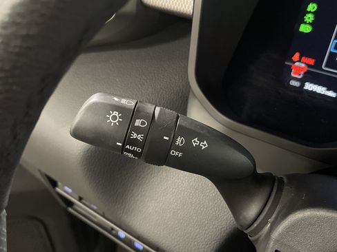 Used 2024 Toyota Sequoia SR5 image 22