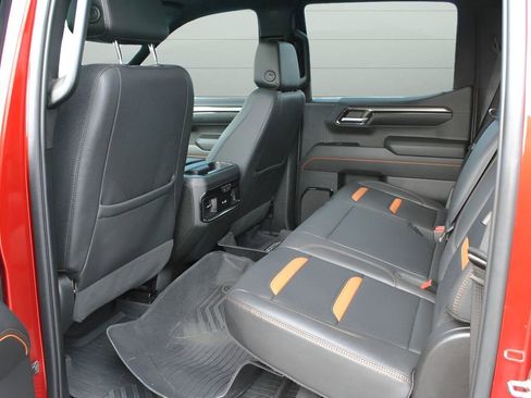 Used 2023 GMC Sierra 1500 AT4 w/ AT4 Premium Package AWD/4WD image 24