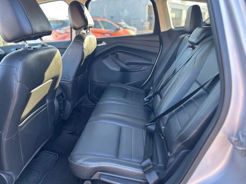 Used 2015 Ford Escape SE w/ Equipment Group 201A AWD/4WD image 13