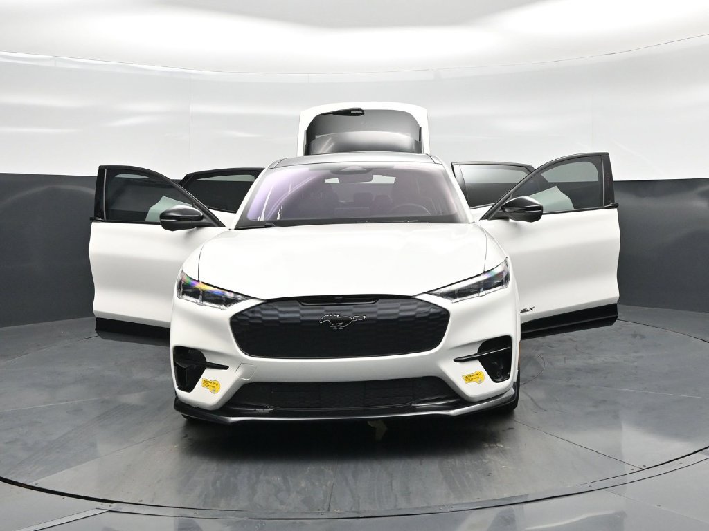 Used 2022 Ford Mustang Mach-E GT AWD/4WD image 29