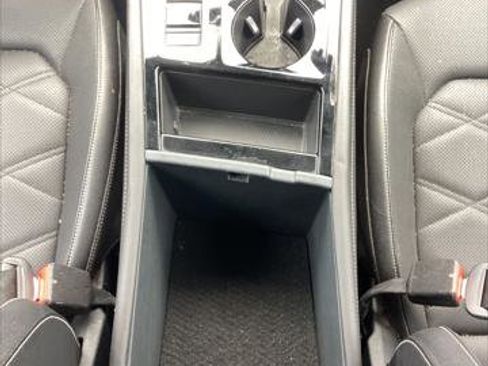 Used 2024 Volkswagen Atlas SE FWD image 38