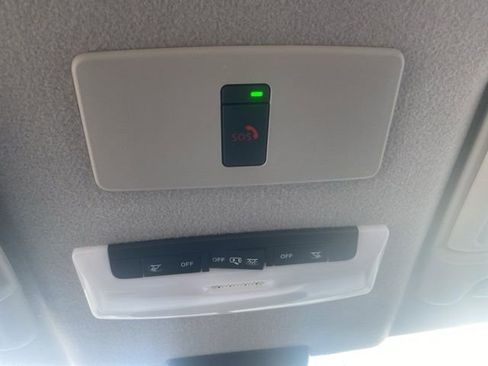 Used 2024 Nissan Kicks SR w/ SR Premium Package image 25